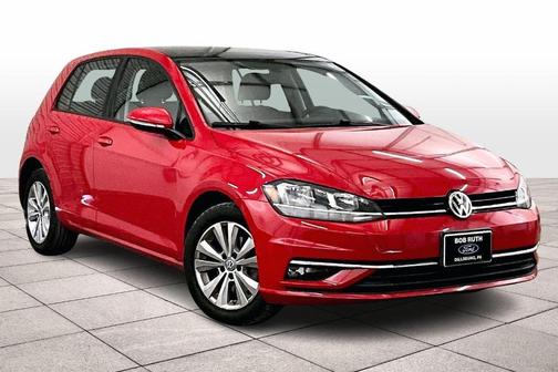 2018 Volkswagen Golf TSI SE