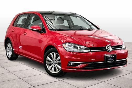 2018 Volkswagen Golf TSI SE