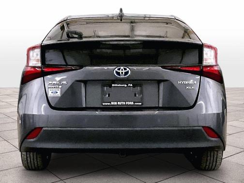 Magnetic Gray Metallic 2020 Toyota Prius XLE