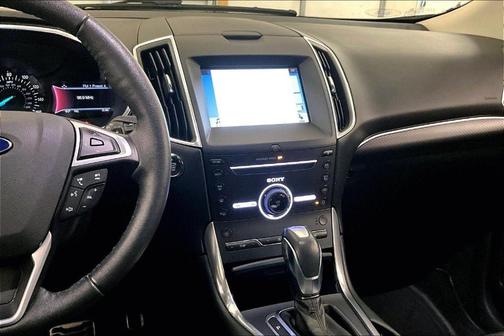 2016 Ford Edge Sport