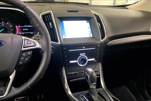 2016 Ford Edge Sport