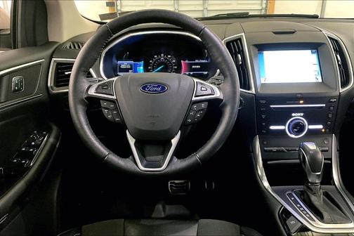 2016 Ford Edge Sport