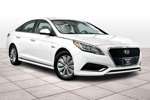 2017 Hyundai SONATA Hybrid SE
