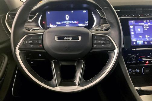 2021 Jeep Grand Cherokee L Laredo