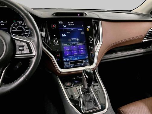 Crystal Black Silica 2021 Subaru Outback Touring XT