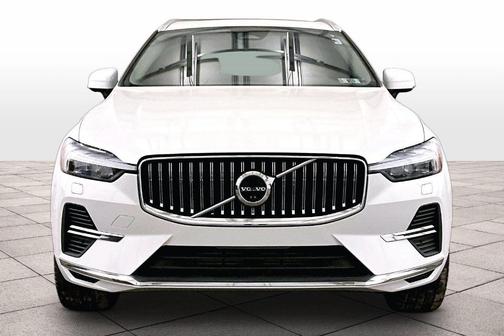 2022 Volvo XC60 Recharge Plug-In Hybrid T8 Inscription Expression Extended Range
