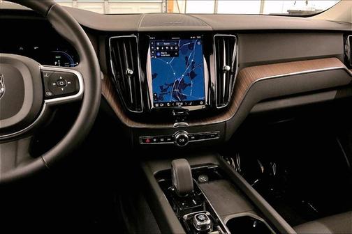 2022 Volvo XC60 Recharge Plug-In Hybrid T8 Inscription Expression Extended Range