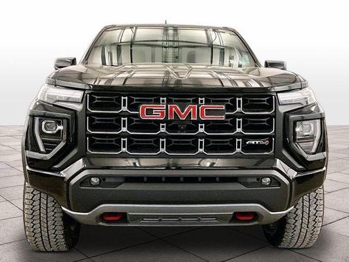 Onyx Black 2025 GMC Canyon AT4