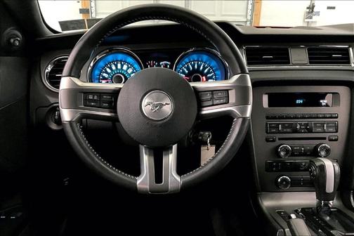 2014 Ford Mustang V6