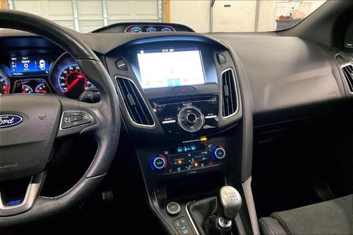 2017 Ford Focus RS Base