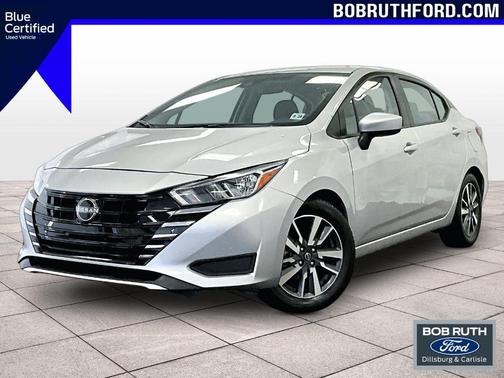 Brilliant Silver Metallic 2023 Nissan Versa 1.6 SV