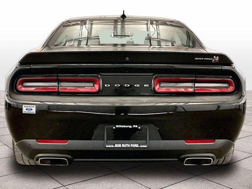 Pitch Black Clearcoat 2022 Dodge Challenger R/T Scat Pack