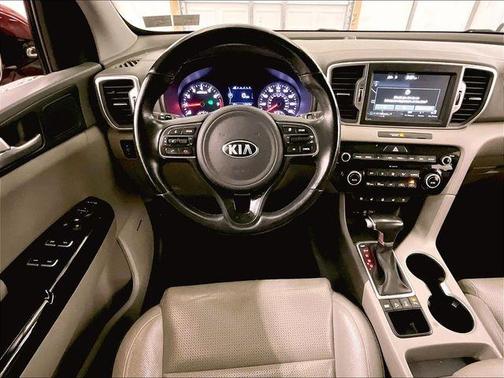 Hyper Red 2018 Kia Sportage EX