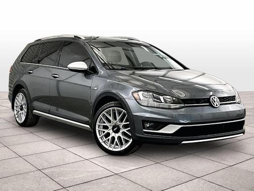 Platinum Gray Metallic 2018 Volkswagen Golf Alltrack TSI SE