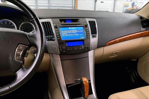 2009 Hyundai SONATA Limited