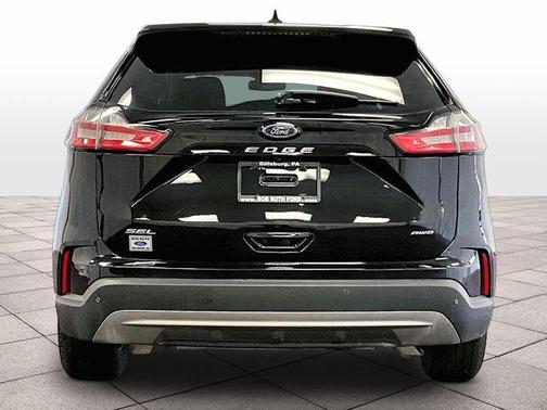 Black Metallic 2023 Ford Edge SEL