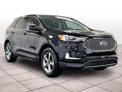 Black Metallic 2023 Ford Edge SEL