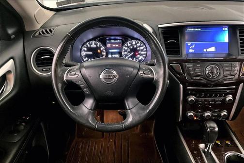 2015 Nissan Pathfinder SL