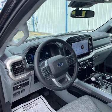 2023 Ford F-150 Lightning XLT