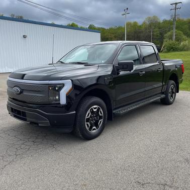 2023 Ford F-150 Lightning XLT