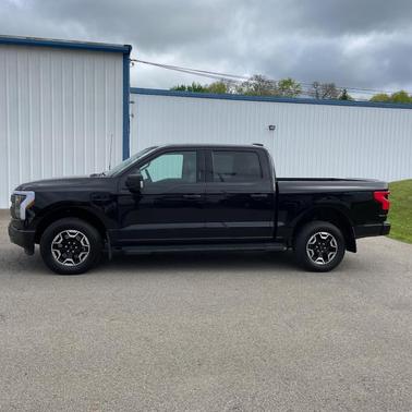 2023 Ford F-150 Lightning XLT