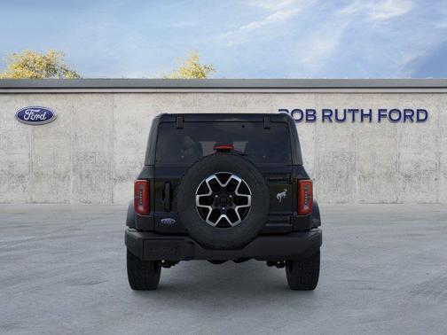 Shadow Black 2026 Ford Bronco Outer Banks