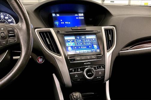 2017 Acura TLX w/Technology Package