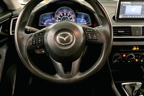 2016 Mazda Mazda3 i Sport
