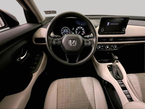 Lunar Silver Metallic 2024 Honda HR-V LX