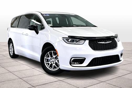 2024 Chrysler Pacifica Touring-L
