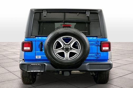 2022 Jeep Wrangler Unlimited Sport