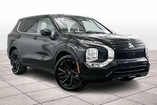 2023 Mitsubishi Outlander SE Black Edition