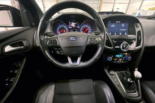 2017 Ford Focus RS Base