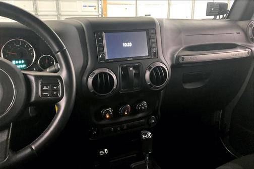 2016 Jeep Wrangler Sport