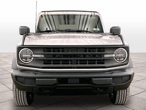 Iconic Silver 2023 Ford Bronco Base