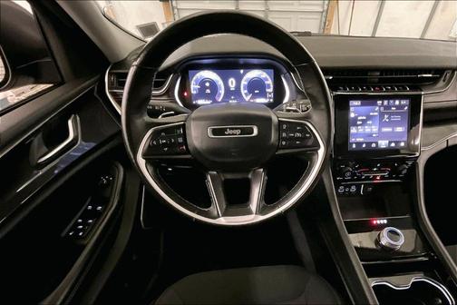 2021 Jeep Grand Cherokee L Laredo