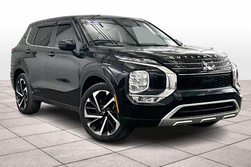 2023 Mitsubishi Outlander SE