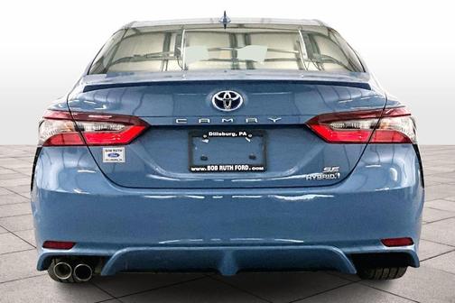 2023 Toyota Camry Hybrid SE