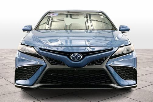 2023 Toyota Camry Hybrid SE