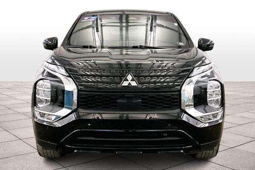 2023 Mitsubishi Outlander SE Black Edition