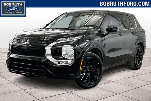 2023 Mitsubishi Outlander SE Black Edition