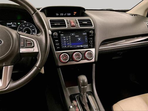 Venetian Red Pearl 2016 Subaru Crosstrek 2.0i Limited