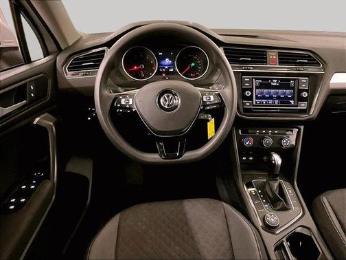 Pure White 2021 Volkswagen Tiguan 2.0T S