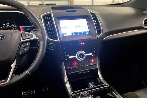 2020 Ford Edge ST