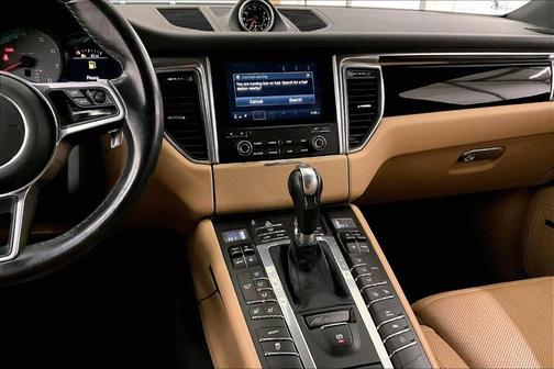 Jet Black Metallic 2017 Porsche Macan S