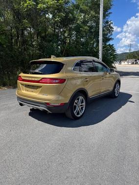 2015 Lincoln MKC Base