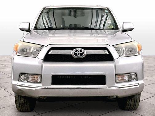 Classic Silver Metallic 2011 Toyota 4Runner Limited