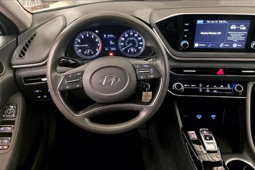 2021 Hyundai SONATA SE