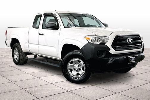 2017 Toyota Tacoma SR