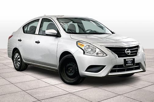 2017 Nissan Versa 1.6 S+